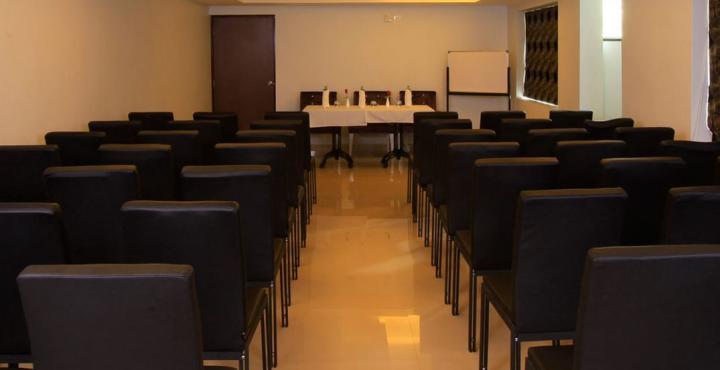 Super Townhouse Malabar Illam Hotel Kochi Exterior foto