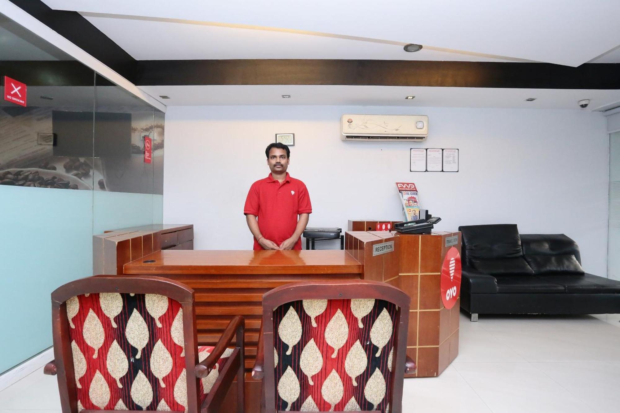 Super Townhouse Malabar Illam Hotel Kochi Exterior foto