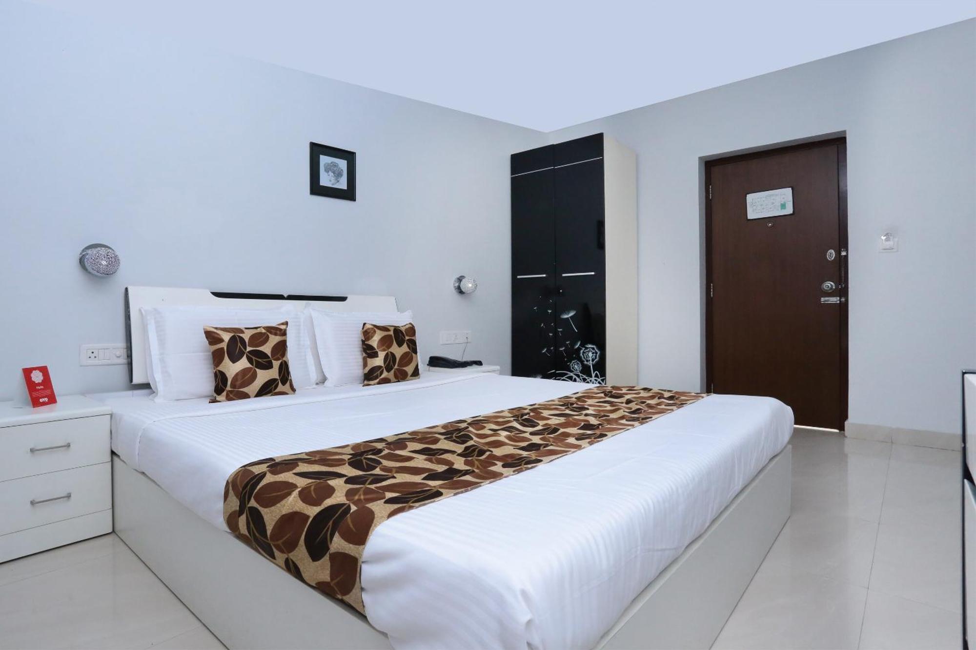 Super Townhouse Malabar Illam Hotel Kochi Exterior foto